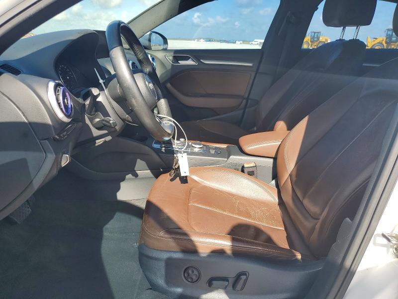 Продаж на аукціоні авто 2017 Audi A3, vin: WAUAUGFF8H1027091, номер лоту: 64673426
