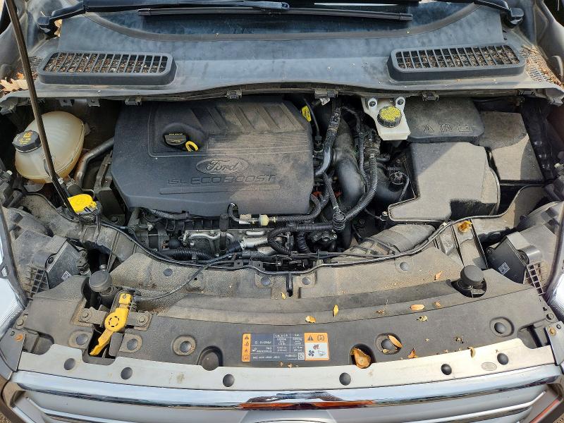 2017 Ford Escape მანქანა იყიდება აუქციონზე, vin: 1FMCU0JD6HUE31123, აუქციონის ნომერი: 64611036