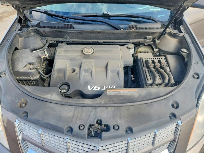 66374646 :رقم المزاد ، 3GYFNAEY3BS615308 vin ، 2011 Cadillac Srx مزاد بيع