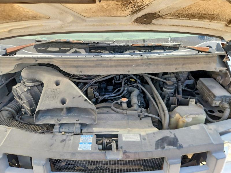 64400166 :رقم المزاد ، JALB4T174D7W01076 vin ، 2013 Isuzu Npr مزاد بيع