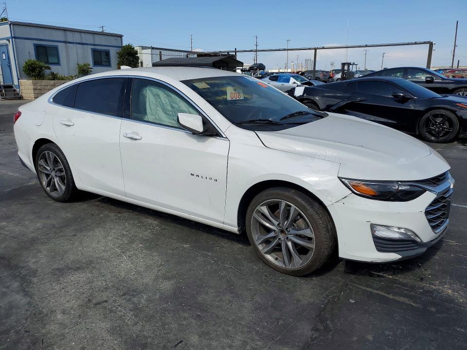 62526086 :رقم المزاد ، 1G1ZD5ST9MF006844 vin ، 2021 Chevrolet Malibu مزاد بيع