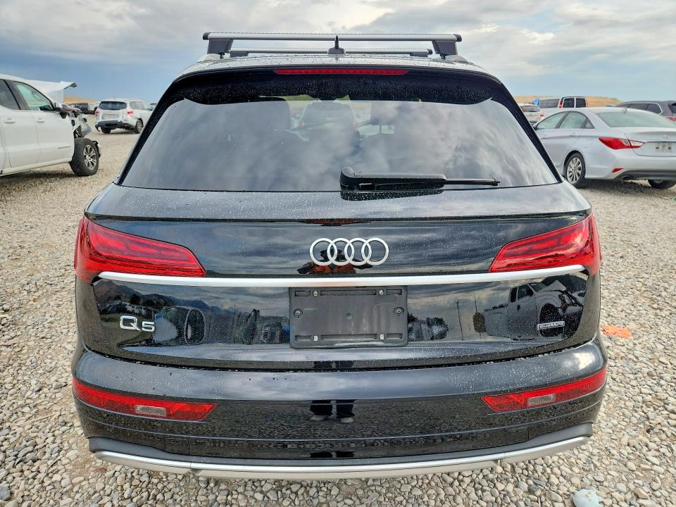 65135146 :رقم المزاد ، WA1BAAFYXM2137251 vin ، 2021 Audi Q5 مزاد بيع