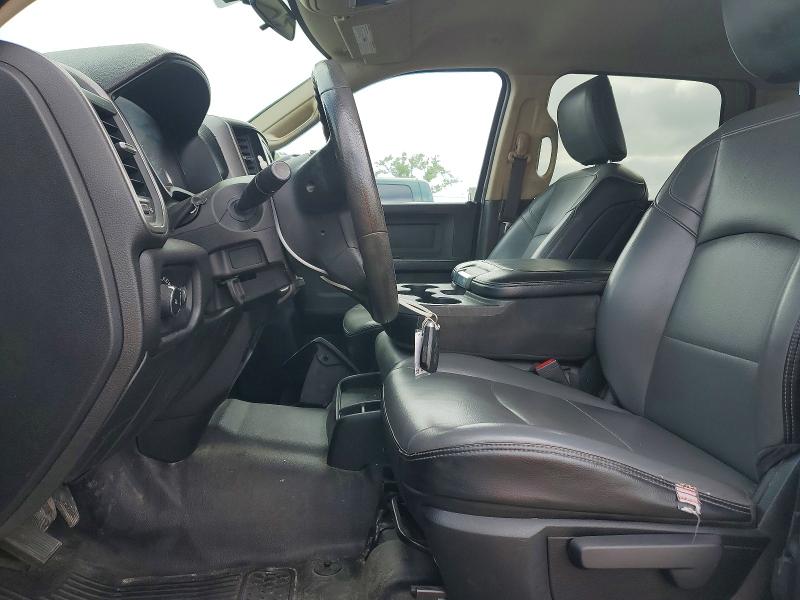 63327896 :رقم المزاد ، 3C6UR5CJ4KG512584 vin ، 2019 Ram 2500 مزاد بيع