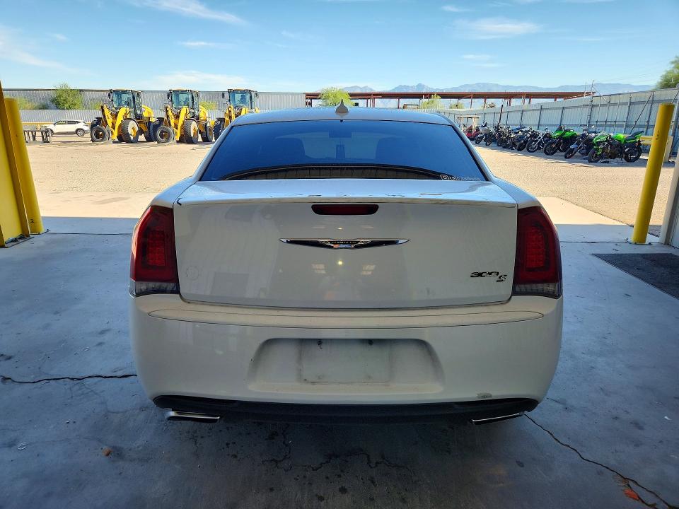 Aukcja sprzedaży 2017 Chrysler 300, vin: 2C3CCABG5HH526768, numer aukcji: 64655966