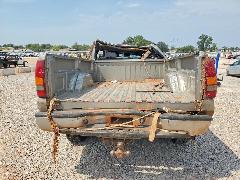 64076736 :رقم المزاد ، 1GTHK29U62E216715 vin ، 2002 Gmc Sierra مزاد بيع