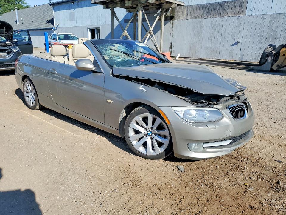 65218466 :رقم المزاد ، WBADW7C5XBE542631 vin ، 2011 Bmw 328 مزاد بيع