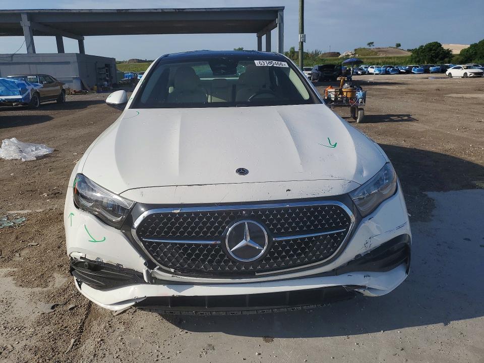 2025 Mercedes-benz E მანქანა იყიდება აუქციონზე, vin: W1KLF4GB0SA163485, აუქციონის ნომერი: 63700466