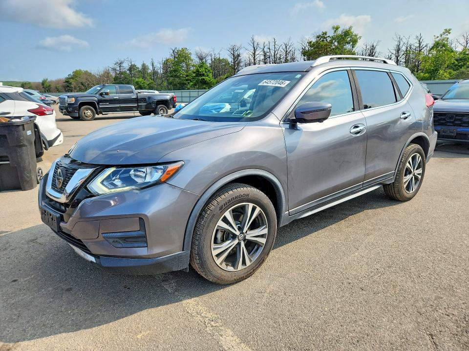 64572046 :رقم المزاد ، JN8AT2MV4LW136103 vin ، 2020 Nissan Rogue مزاد بيع