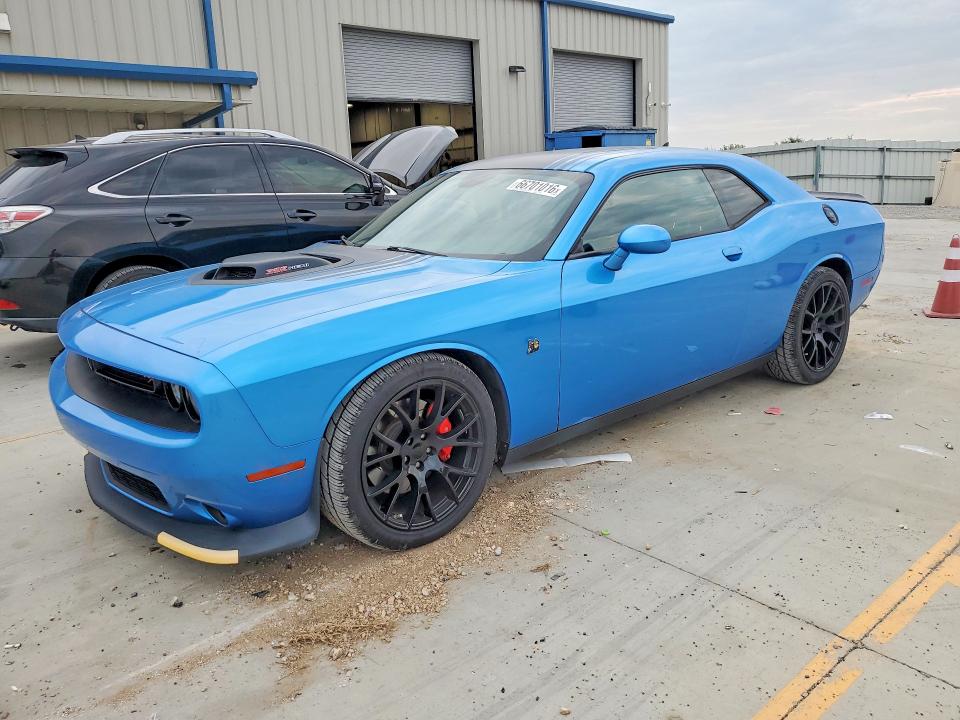 66701016 :رقم المزاد ، 2C3CDZFJ2JH327880 vin ، 2018 Dodge Challenger مزاد بيع