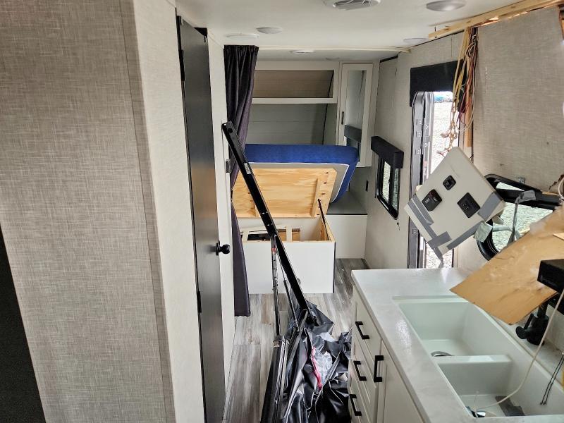 Auction sale of the 2025 Jayco Jay Flight Slx, vin: 1UJBC0BLXS1YZ0821, lot number: 63785106