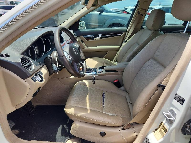 Продаж на аукціоні авто 2012 Mercedes-benz C, vin: WDDGF4HB2CR240201, номер лоту: 63444606