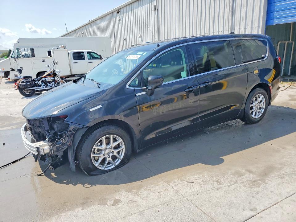 Продажа на аукционе авто 2022 Chrysler Voyager, vin: 2C4RC1CG3NR203460, номер лота: 64091216