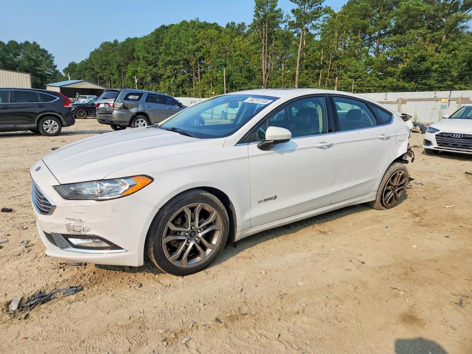 64297246 :رقم المزاد ، 3FA6P0LU7HR222525 vin ، 2017 Ford Fusion مزاد بيع