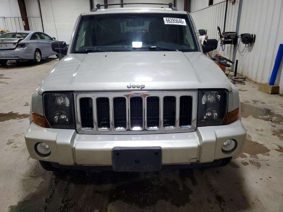 66285646 :رقم المزاد ، 1J8HG48K88C230478 vin ، 2008 Jeep Commander مزاد بيع