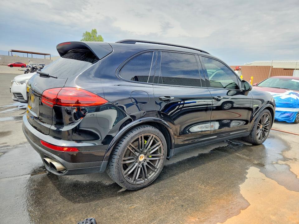 Продажа на аукционе авто 2017 Porsche Cayenne, vin: WP1AE2A20HLA70625, номер лота: 64428586