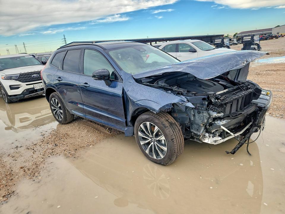 62223276 :رقم المزاد ، YV4M12RC7S1112019 vin ، 2025 Volvo Xc60 مزاد بيع