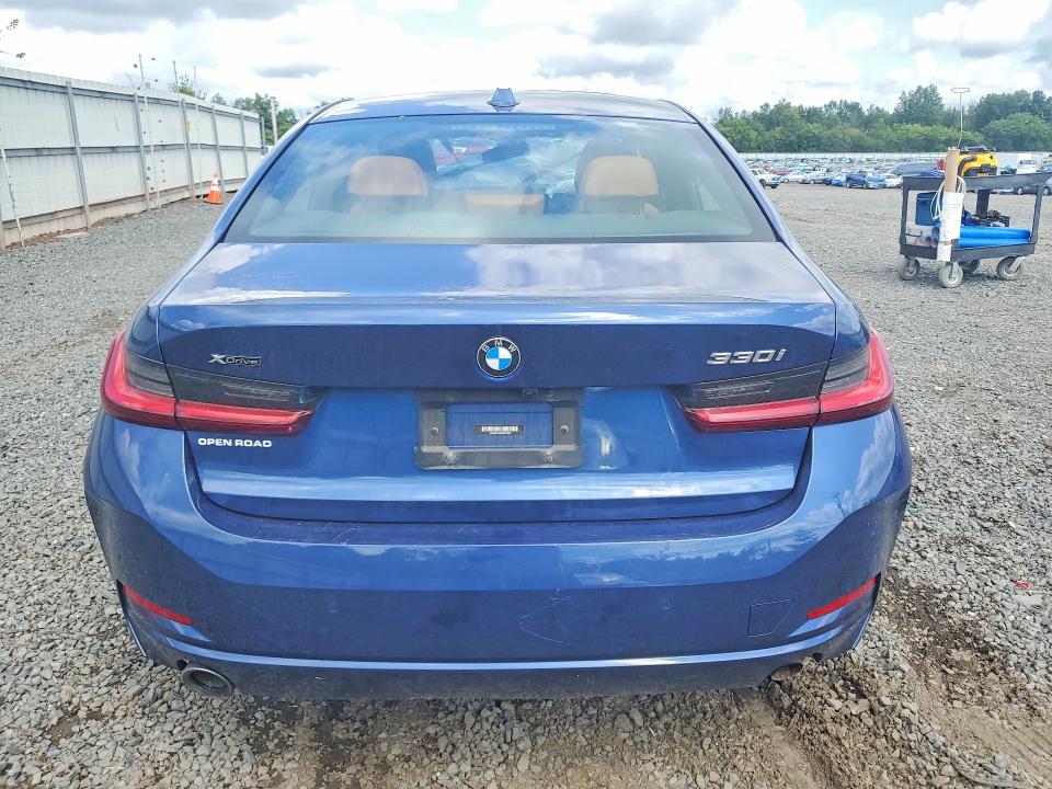 65658346 :رقم المزاد ، 3MW89FF06P8D27020 vin ، 2023 Bmw 330xi مزاد بيع