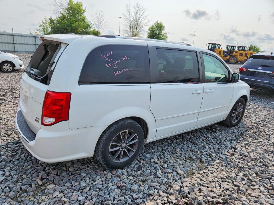 64718156 :رقم المزاد ، 2C4RDGCG2HR600226 vin ، 2017 Dodge Grand Caravan مزاد بيع
