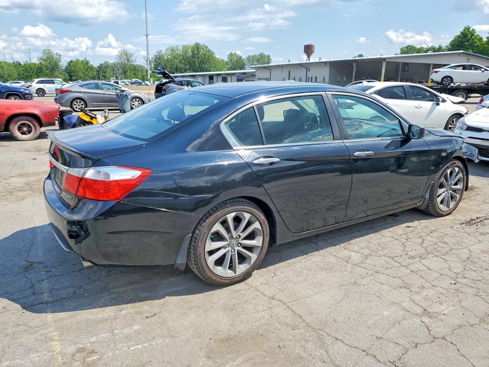 65191676 :رقم المزاد ، 1HGCR2E52FA117473 vin ، 2015 Honda Accord مزاد بيع