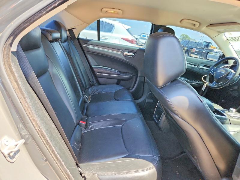 64773396 :رقم المزاد ، 2C3CCAAGXHH612630 vin ، 2017 Chrysler 300 مزاد بيع