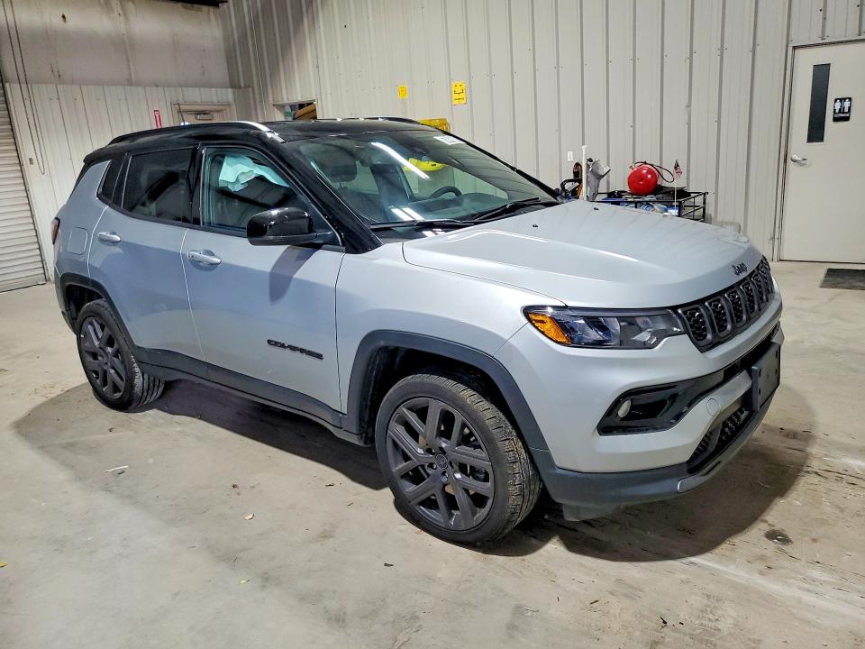 63846006 :رقم المزاد ، 3C4NJDCN1TT184437 vin ، 2026 Jeep Compass مزاد بيع