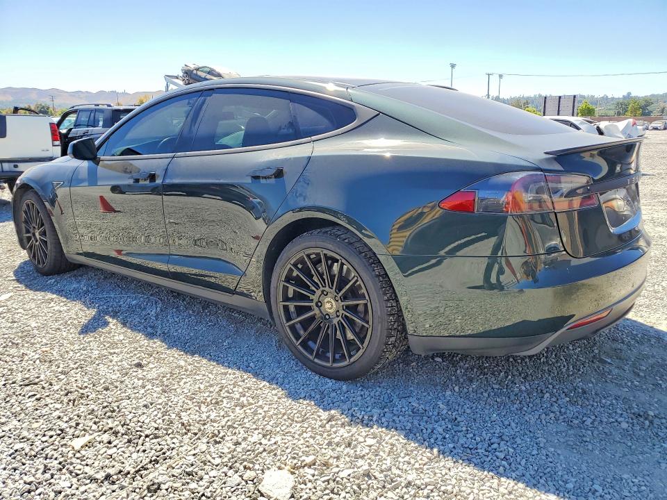 64796876 :رقم المزاد ، 5YJSA1CP6CFP02950 vin ، 2012 Tesla Model S مزاد بيع