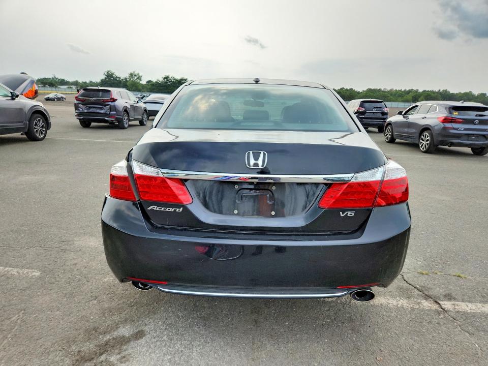 64853726 :رقم المزاد ، 1HGCR3F82EA037412 vin ، 2014 Honda Accord مزاد بيع