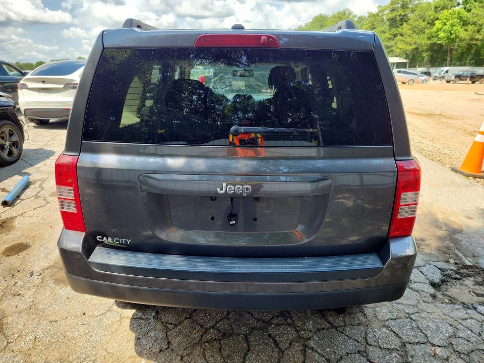 64447536 :رقم المزاد ، 1C4NJPBA1GD670144 vin ، 2016 Jeep Patriot مزاد بيع