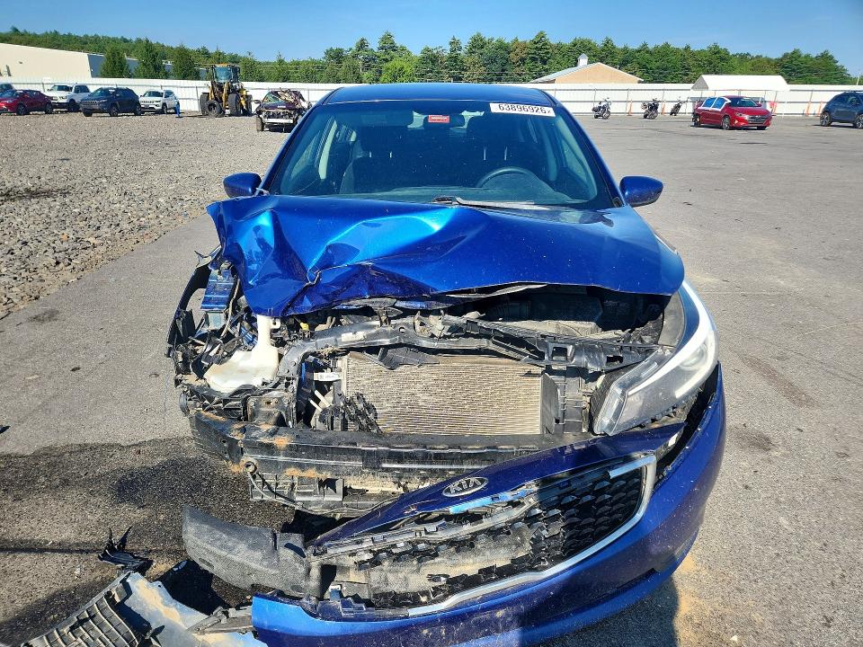 2017 Kia Forte მანქანა იყიდება აუქციონზე, vin: 3KPFK4A7XHE100391, აუქციონის ნომერი: 63896926