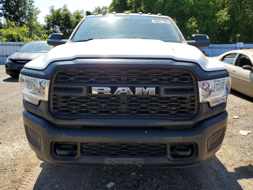 63471166 :رقم المزاد ، 3C6MR5AJXLG138566 vin ، 2020 Ram 2500 مزاد بيع