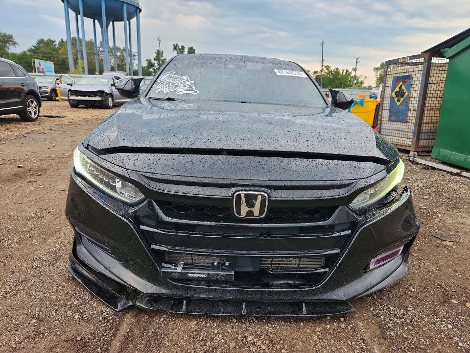 Aukcja sprzedaży 2018 Honda Accord, vin: 1HGCV2F60JA042817, numer aukcji: 67160376