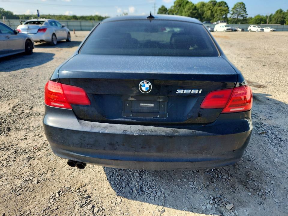 63324756 :رقم المزاد ، WBAKE3C52BE558518 vin ، 2011 Bmw 328 مزاد بيع