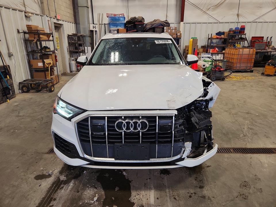 66120096 :رقم المزاد ، WA1LXBF77ND010589 vin ، 2022 Audi Q7 مزاد بيع