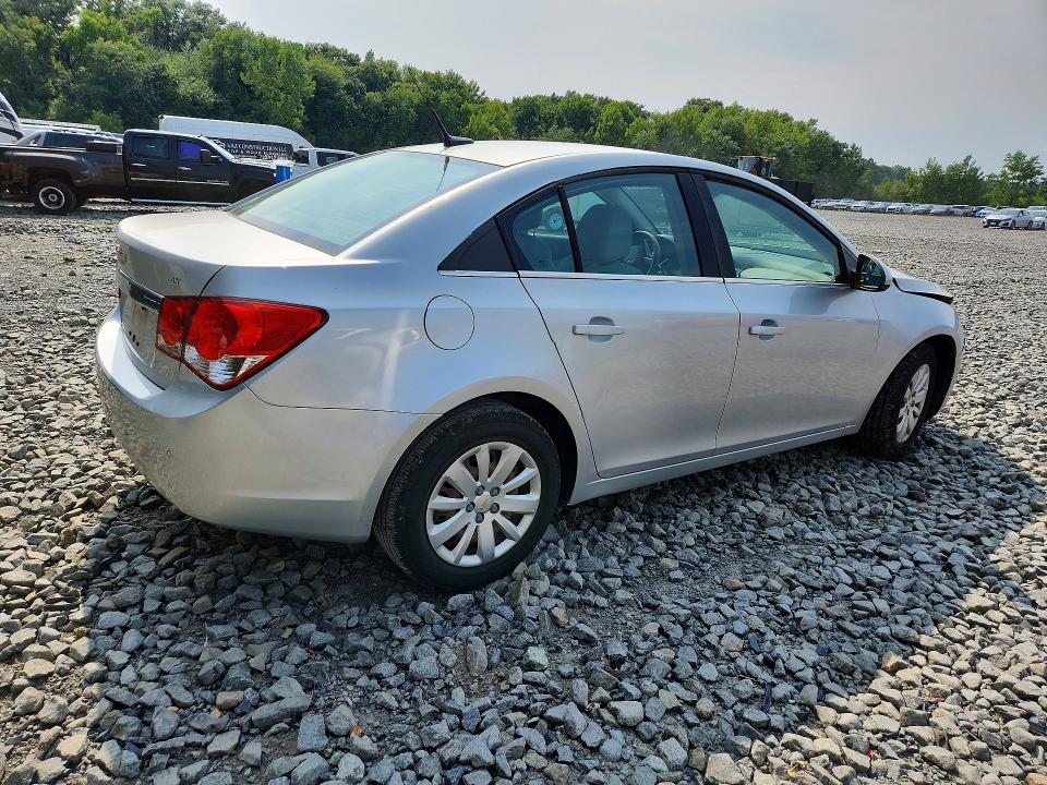 64583906 :رقم المزاد ، 1G1PF5S94B7105570 vin ، 2011 Chevrolet Cruze مزاد بيع