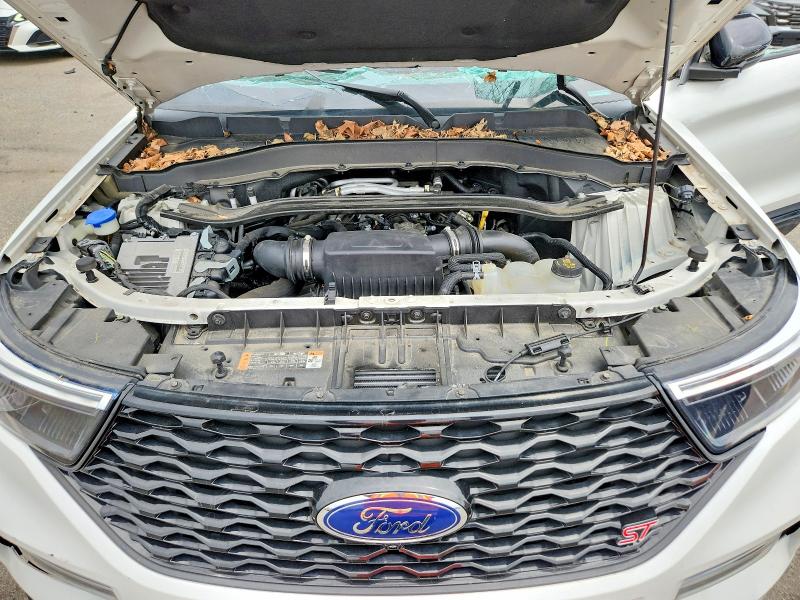 63146426 :رقم المزاد ، 1FM5K8GC2NGB01145 vin ، 2022 Ford Explorer مزاد بيع