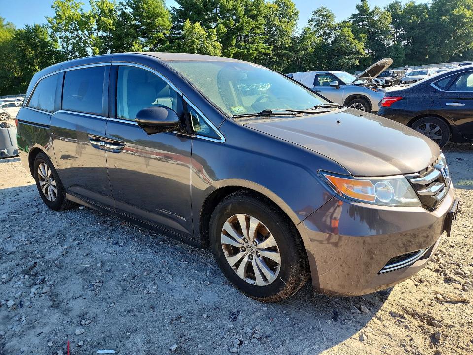 64502966 :رقم المزاد ، 5FNRL5H66FB109657 vin ، 2015 Honda Odyssey مزاد بيع