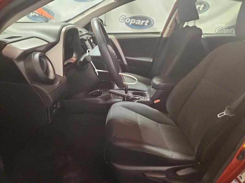 Продажа на аукционе авто 2016 Toyota Rav4, vin: JTMBFREV6GJ098391, номер лота: 64732136