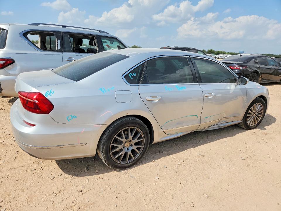 Продажа на аукционе авто 2016 Volkswagen Passat, vin: 1VWBS7A31GC050707, номер лота: 63196106