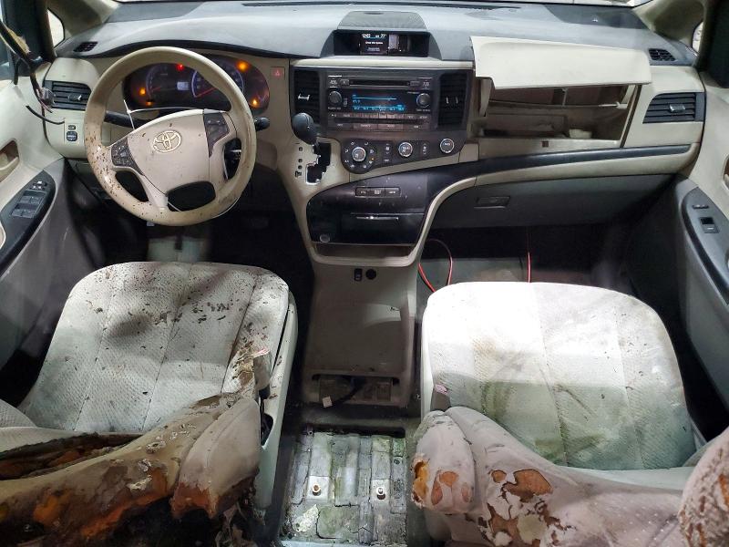 2011 Toyota Sienna მანქანა იყიდება აუქციონზე, vin: 5TDKK3DCXBS062658, აუქციონის ნომერი: 63599696