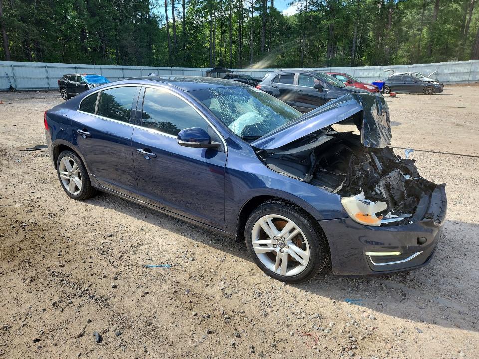 63774136 :رقم المزاد ، YV1612FH4E1285829 vin ، 2014 Volvo S60 مزاد بيع