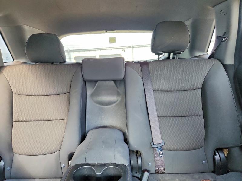 2013 Kia Sorento მანქანა იყიდება აუქციონზე, vin: 5XYKT3A19DG415004, აუქციონის ნომერი: 64511916