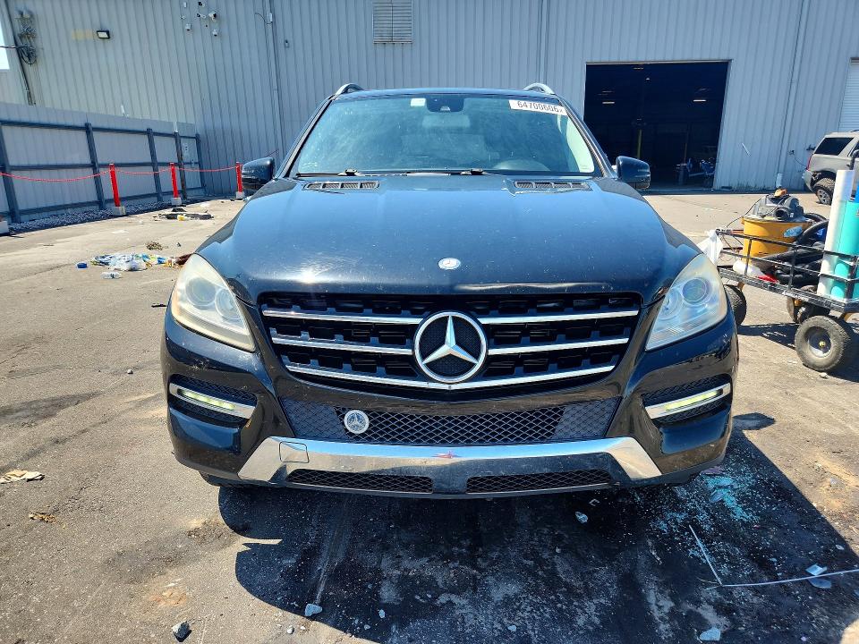 64700606 :رقم المزاد ، 4JGDA5HB7FA619212 vin ، 2015 Mercedes-benz Ml مزاد بيع