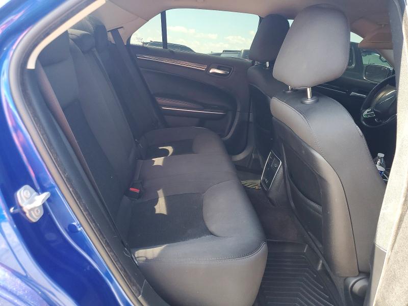 65448076 :رقم المزاد ، 2C3CCAAG4JH342011 vin ، 2018 Chrysler 300 مزاد بيع