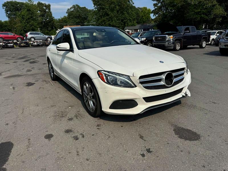 61450086 :رقم المزاد ، WDDWF4KB6HR254162 vin ، 2017 Mercedes-benz C مزاد بيع