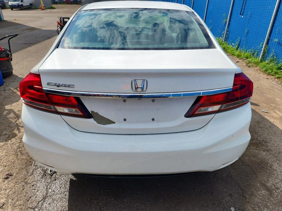 Продаж на аукціоні авто 2015 Honda Civic, vin: 2HGFB2F54FH042356, номер лоту: 67146956