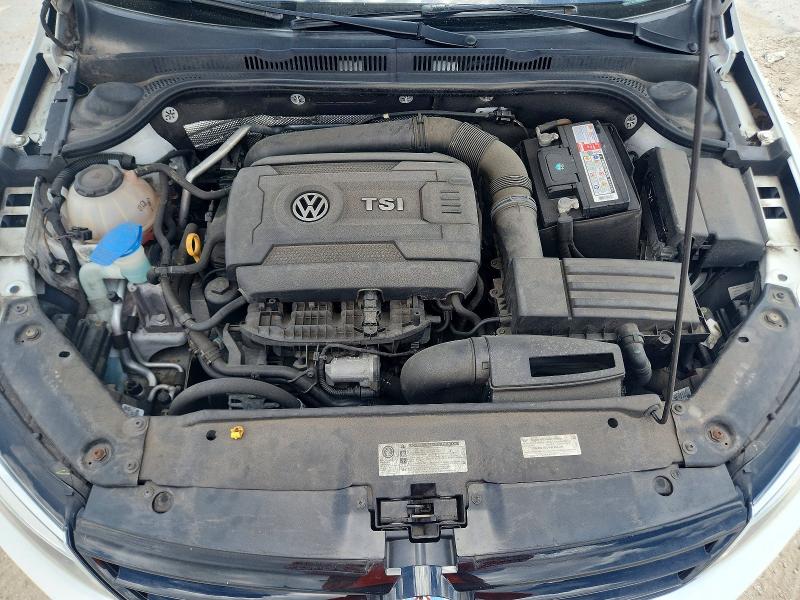 64802896 :رقم المزاد ، 3VWD17AJ1JM228762 vin ، 2018 Volkswagen Jetta مزاد بيع