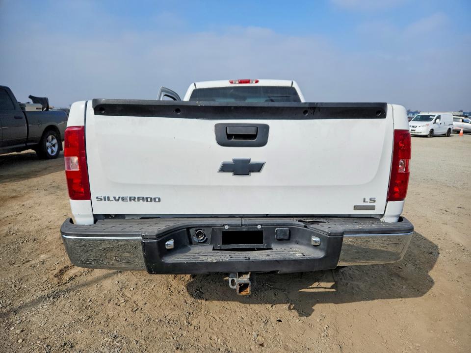 Продаж на аукціоні авто 2008 Chevrolet Silverado, vin: 1GCEC14C48E119465, номер лоту: 63109346