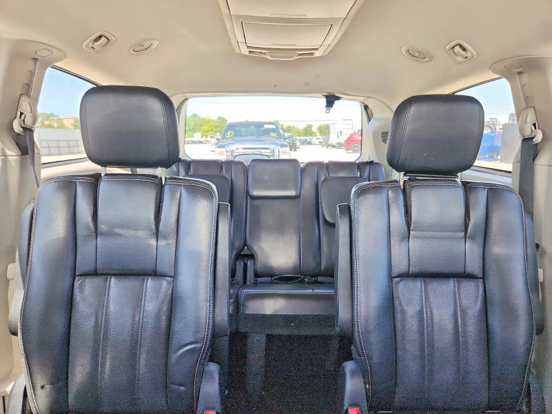 64044726 :رقم المزاد ، 2C4RC1BG9CR375409 vin ، 2012 Chrysler Town & Country مزاد بيع