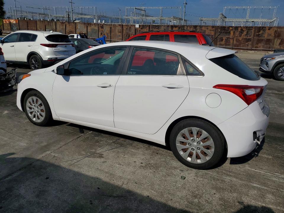 2016 Hyundai Elantra Gt მანქანა იყიდება აუქციონზე, vin: KMHD35LHXGU276644, აუქციონის ნომერი: 63774046