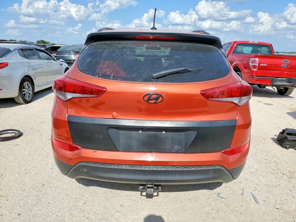 Продажа на аукционе авто 2017 Hyundai Tucson, vin: KM8J33A46HU264354, номер лота: 64304446